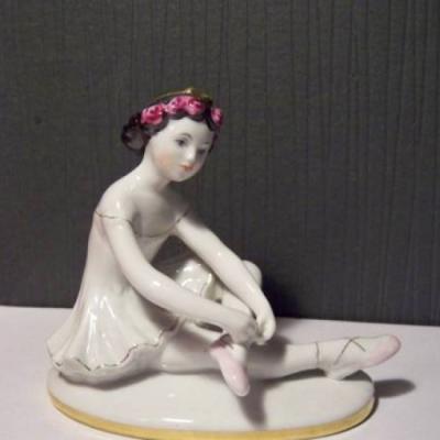 Фарфоровые статуэтки